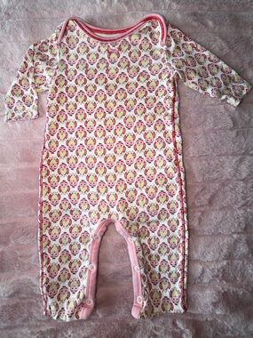 Pink Chicken Pink Owl Print Baby Footless Romper - Pink & White